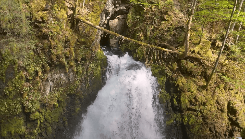 The water of this waterfall is very clear and pure